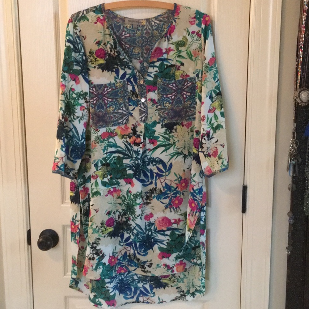 Floral tunic/beach wear